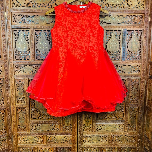 Ipuang Girl’s Formal Dress - Picture 2 of 8